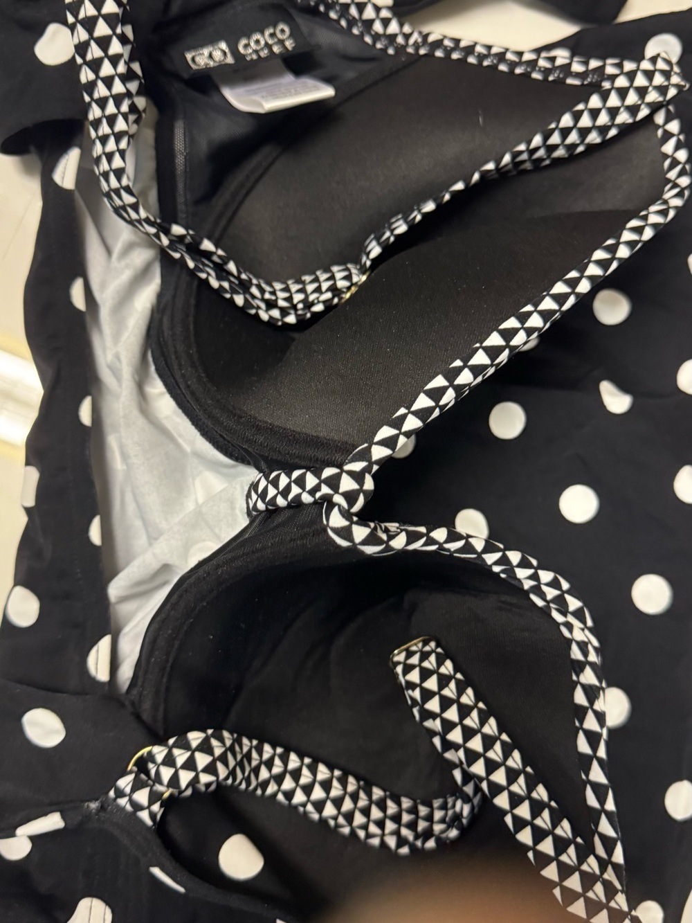 Coco Reef Black and White Polka Dot Camisole Swim Top Tankini size 36D-38D - Picture 3 of 4